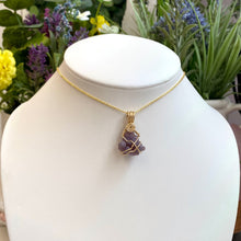 Load image into Gallery viewer, Grape Agate Gold Pendant
